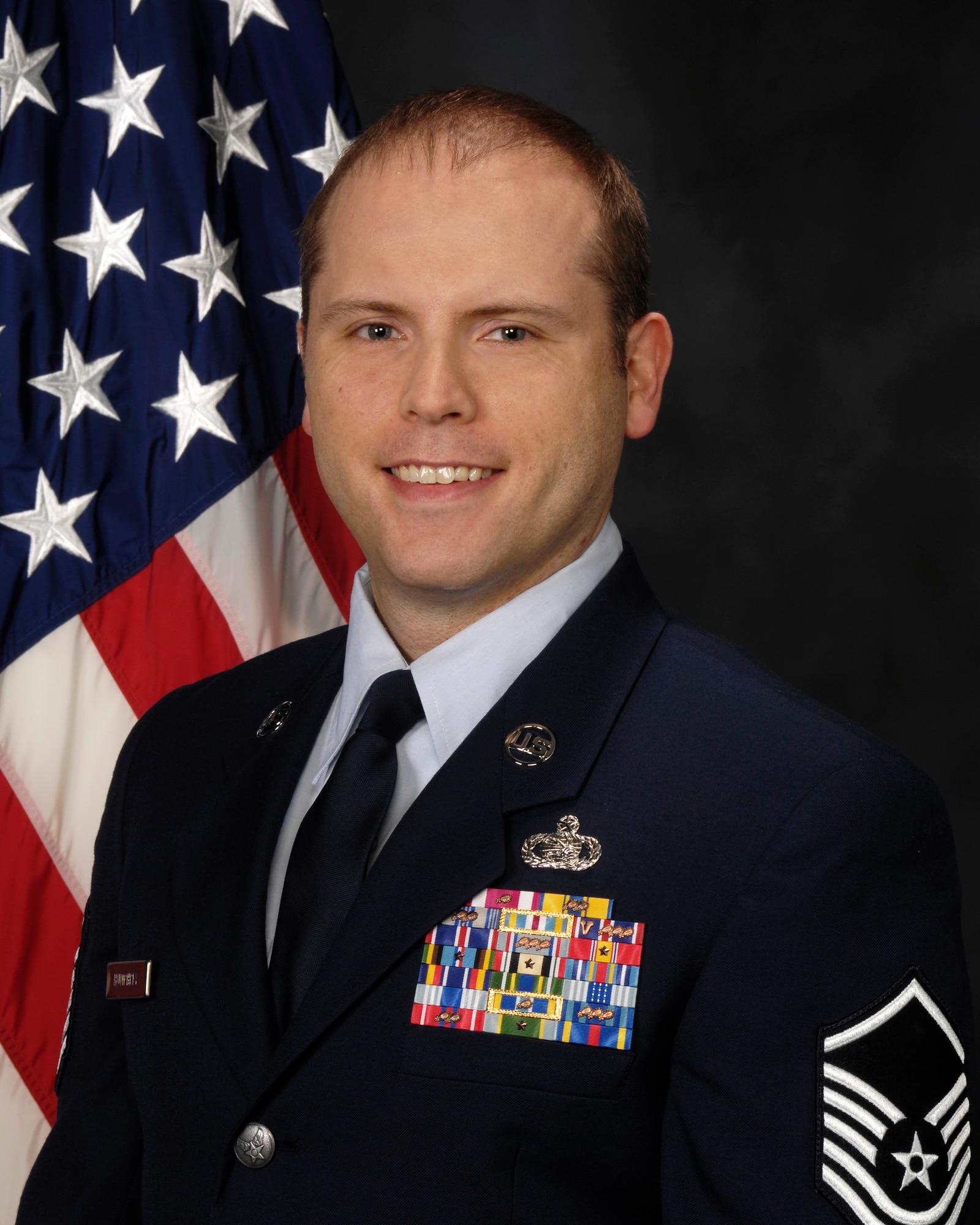 Master Sgt. William L. Humphrey, Air Force Institute of Technology, is the Air University Senior NCO of the Year for 2008. (Air Force photo)