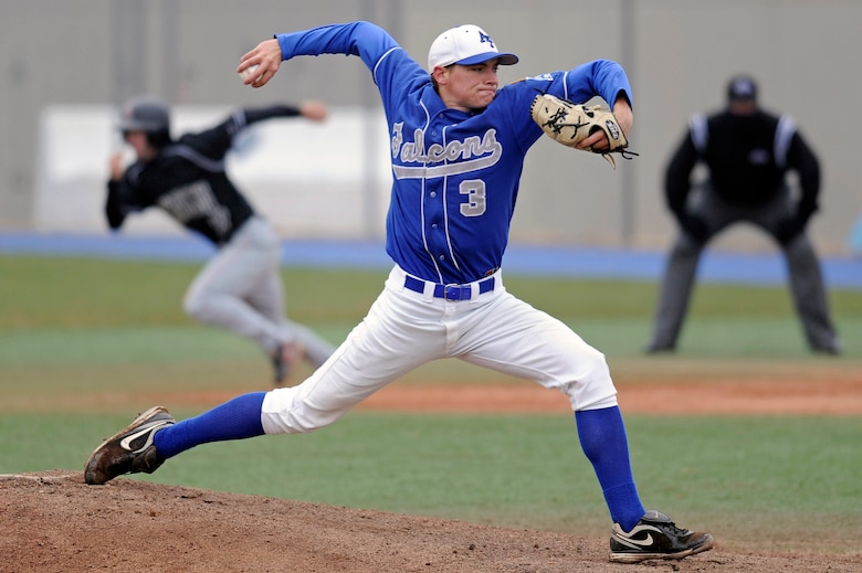 U.S. Air Force Academy junior pitcher Alex Truesdale delivers a pitch during the 20-13 loss to the University of Nevada, Las Vegas at Falcon Field April 25 at the Academy in Colorado Springs, Colo. The Falcons had 18 hits on the day with three homers, but dropped to a 14-25 overall record, with a Mountain West Conference record of 3-8 (U.S. Air Force photo/Mike Kaplan)