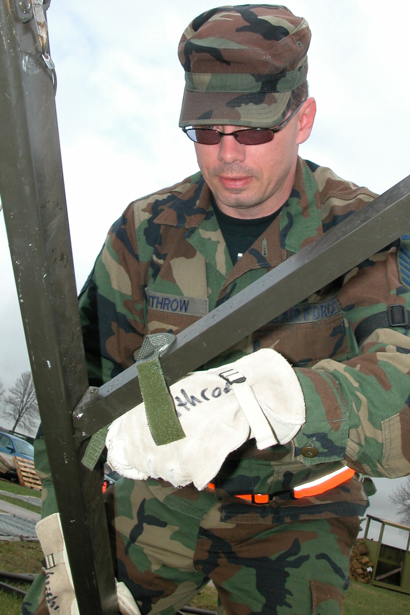 Setting up > Grissom Air Reserve Base > Article Display