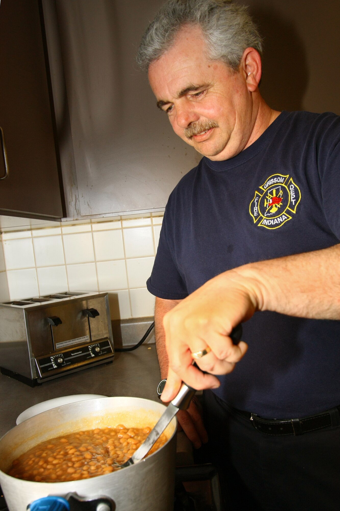 firehouse-cookin-grissom-air-reserve-base-article-display
