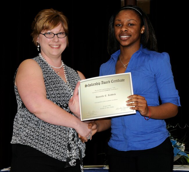 I.C.S.C. President Karla Barker and scholarship recipient Danielle Reddick. (U.S. Air Force photo/Airman 1st Class Amber Russell)