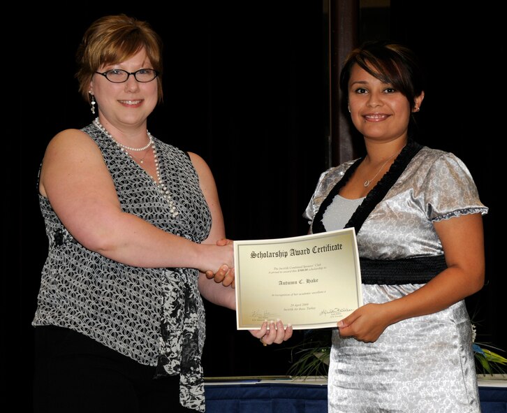 I.C.S.C. President Karla Barker and scholarship recipient Autumn Hake. (U.S. Air Force photo/Airman 1st Class Amber Russell)