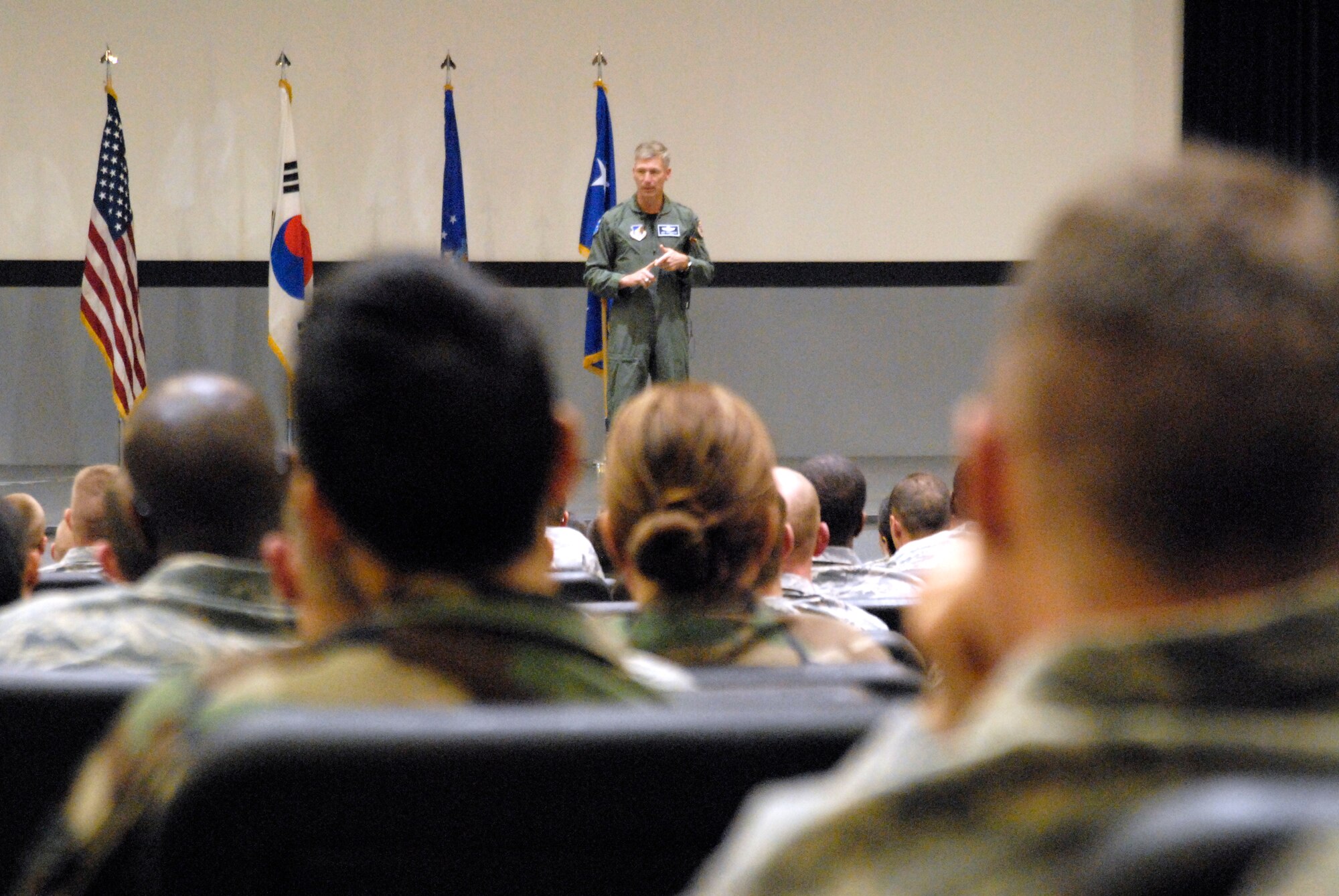 Lieutenant Gen. Jeff Remington, 7th Air Force commander, speaks to Wolf Pack Airmen at Kunsan Air Base, Republic of Korea, May 5, 2009. General Remington came to Kunsan for a familiarization flight and an All-Call with 8th Figher Wing Airmen. (U.S. Air Force Photo by SSgt Jason Colbert)
