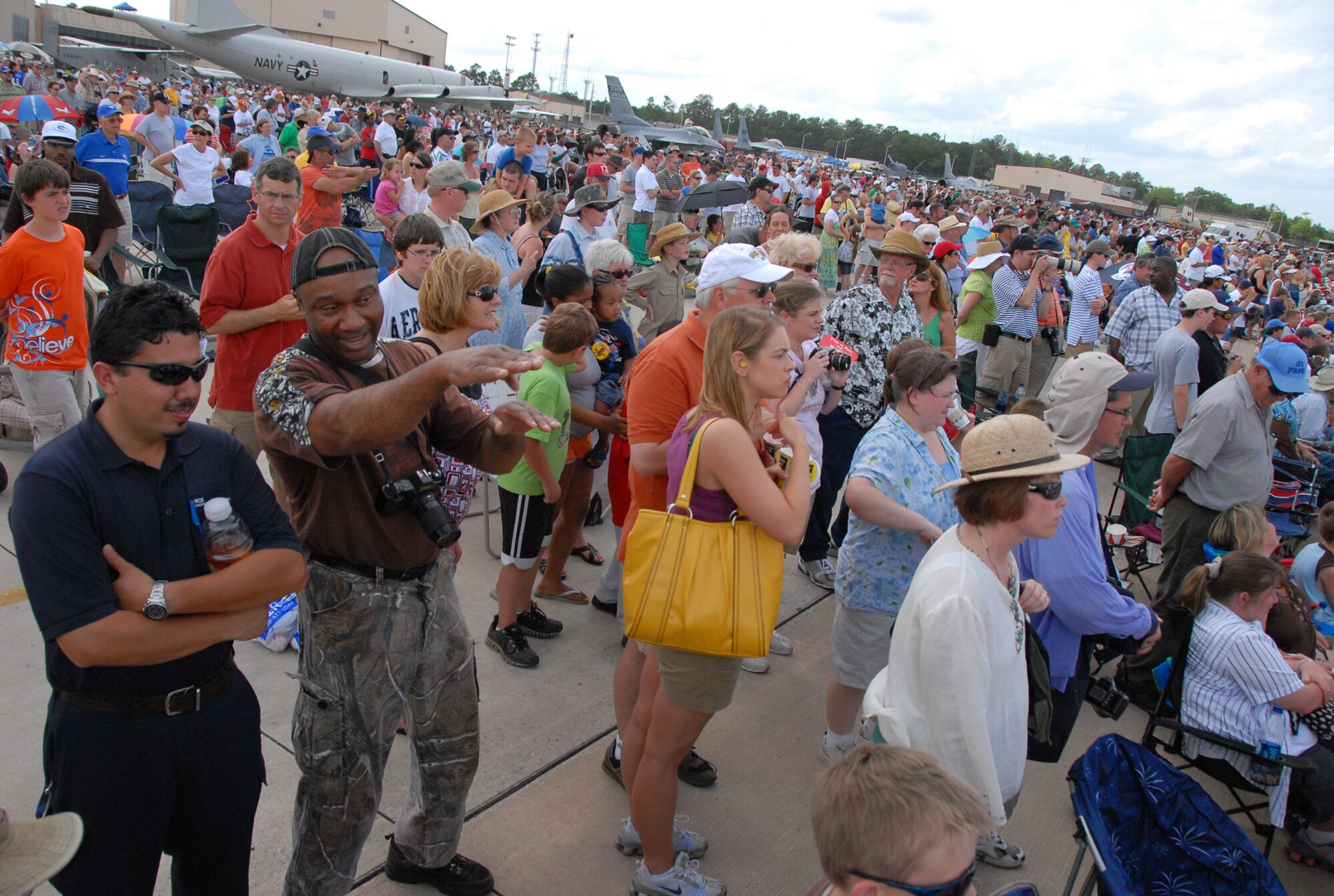 Robins Air Show brings crowd > Robins Air Force Base > Article Display