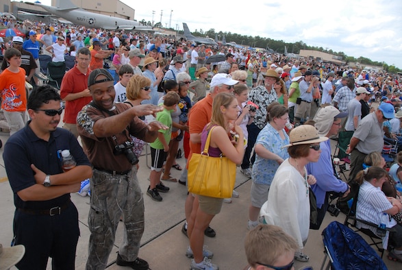 An estimated 160,000 people came out to enjoy the show. U. S. Air Force photo by Wayne Crenshaw