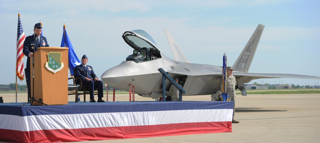 LANGLEY AIR FORCE BASE, Va. -- Brig. Gen. Mark A. Barrett, 1st Fighter Wing commander, delivers his final speech to the Airmen of the 1st Fighter Wing during the change of command here May 8.  Col. Matthew H. Molloy assumed command from General Barrett. (U.S. Air Force photo/Senior Airman Scott Aldridge) 