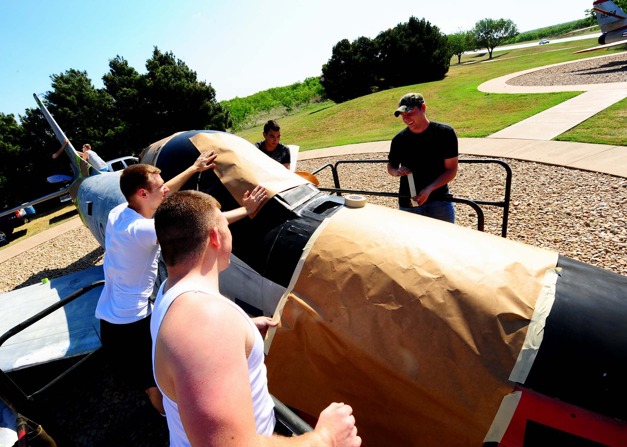 7th EMS Airmen volunteer to help refurbish plane in Dyess Air Park