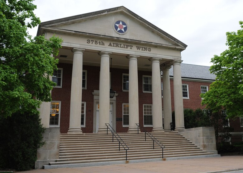 scott air force base hospital