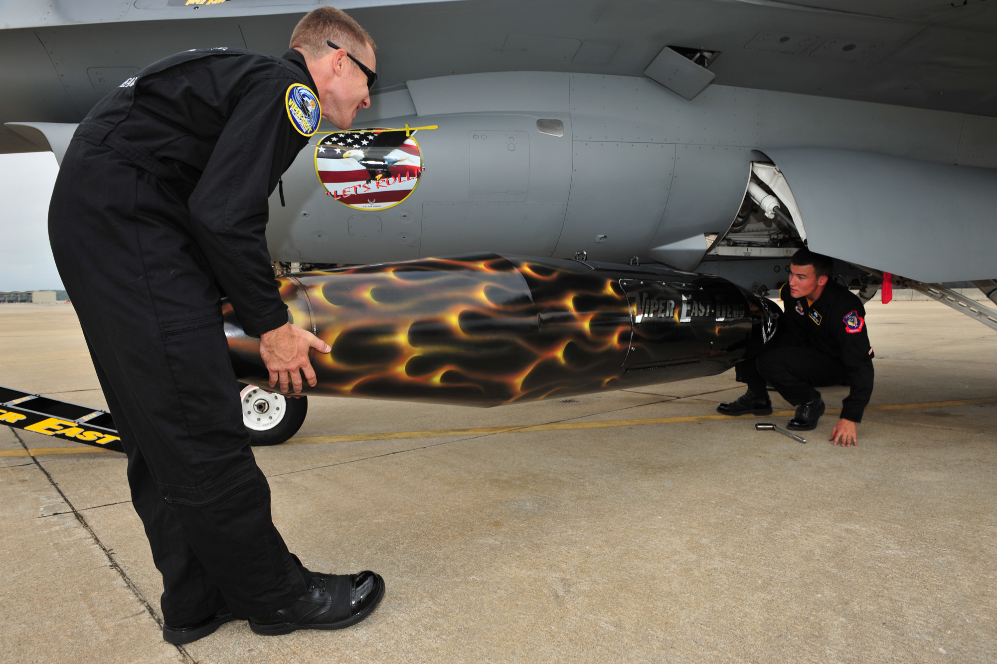 Demo Team Touch Up Shaw Air Force Base Article Display