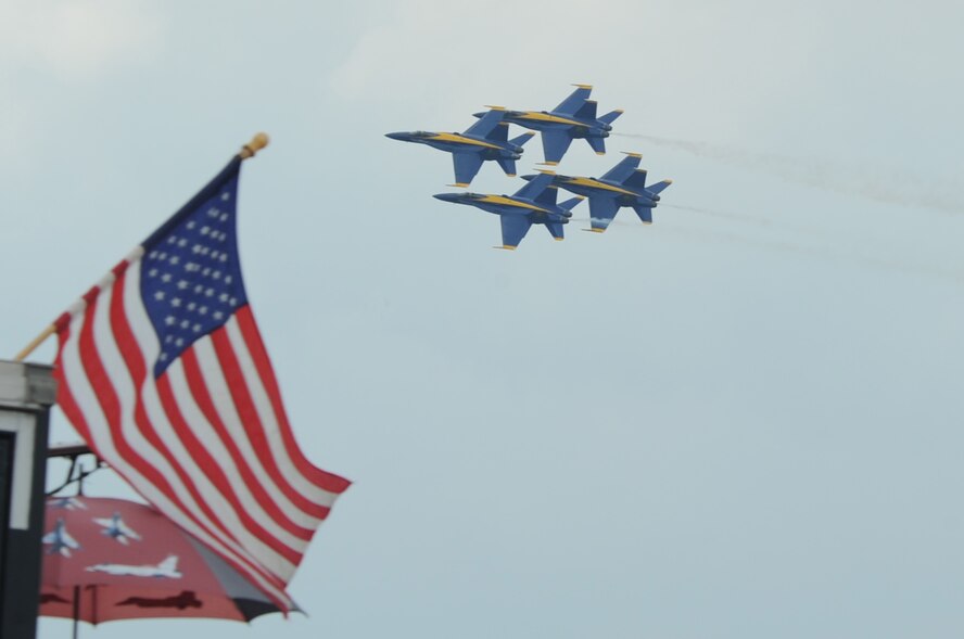 The Navy Flight Demonstration Flight Blue Angels perform during the 2009 Defenders of Liberty Air show May 9. The F/A-18 Hornet is an aircraft flown by the Blue Angels and is a high-performance, tactical aircraft designed to operate from aircraft carriers and land bases. (U.S. Air Force photo by Airman 1st Class Brittany Y. Bateman)(RELEASED)
