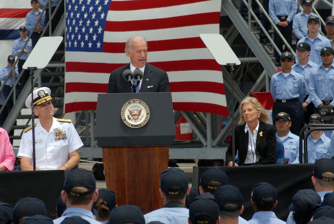 Vice
President Joe Biden addresses the crew of the Nimitz-class aircraft carrier
USS Ronald Reagan. The vice president
and his wife, Dr. Jill Biden, visited Ronald Reagan during a familiarization
tour of naval facilities in the San Diego area. Ronald Reagan is preparing
for its upcoming deployment to the Western Pacific and Indian Ocean later
this spring. U.S. Navy photo by Petty Officer 3rd Class
Briana C. Brotzman