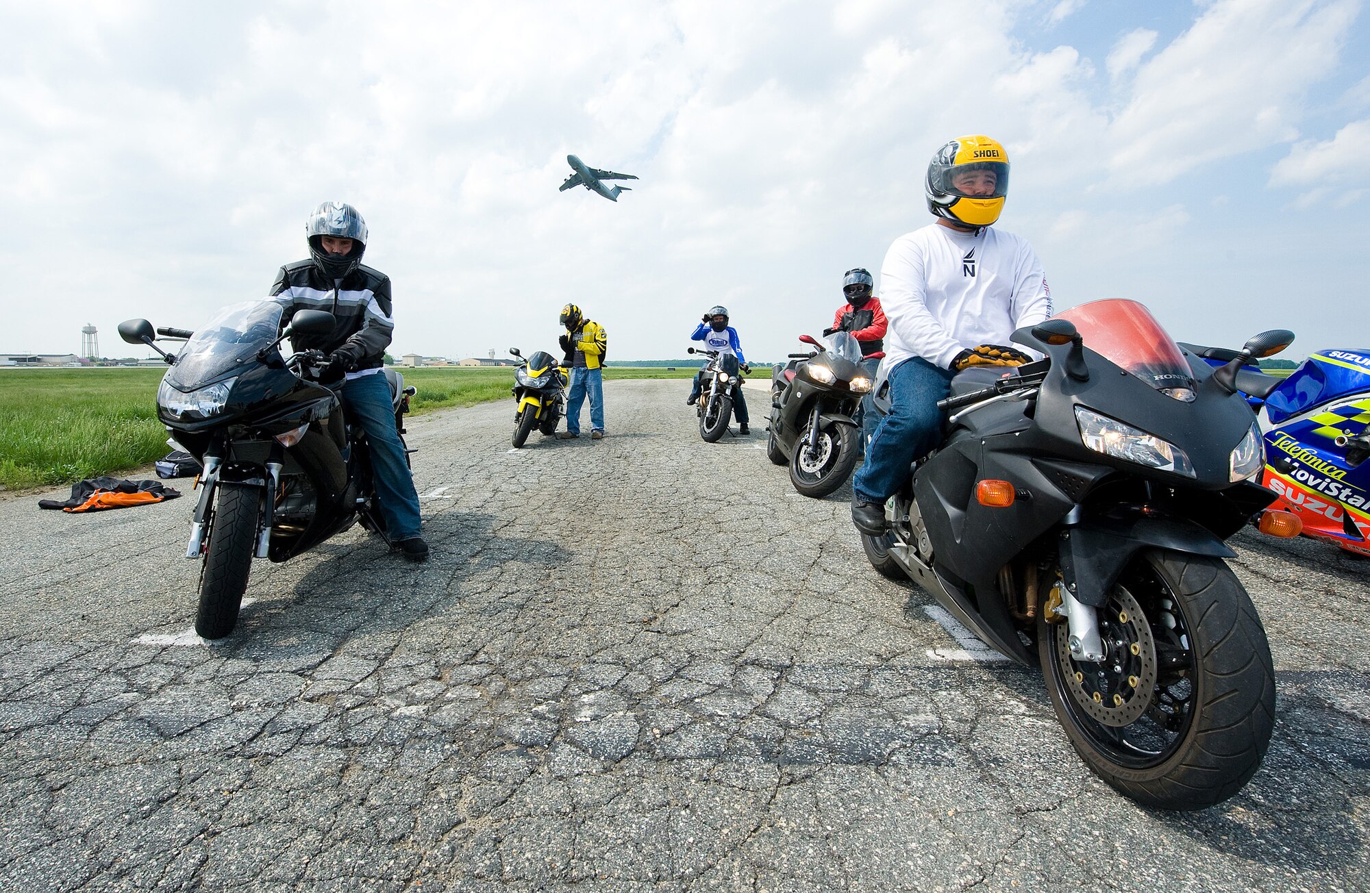 Team Dover Airmen prepare for hands-on training and instruction during a sports bike training class at Dover Air Force Base May 8. (U.S. Air Force photo by Tom Randle)
