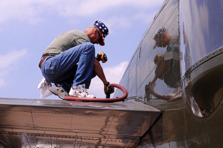 John Babcock, co-pilot of a  B-25 Special Delivery Bomber, refuels the aircraft upon arrival here May 8. This aircraft is from the Lone Star Flight Museum in Galveston, Texas. It serves as a flying tribute to the 80 brave men who flew this machine into history. The aircraft was on display at the Disabled Veterans booth at the 2009 Defenders of Liberty Air Show here May 9 and 10.(U.S. Air Force photo by Senior Airman La'Shanette Garrett)(released)