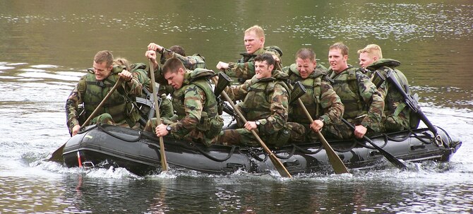 Cadets from the U.S. Air Force Academy in Colorado Springs, Colo., compete in Sandhurst 2009 at the U.S. Military Academy at West Point. The cadet Sandhurst team finished eighth of 48 teams. (U.S. Air Force photo)