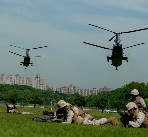 Marines from Special Purpose Marine Ground Task Force New York secure a landing zone during helicopter raid demonstation at Orchard Beach in he Bronx May 22. (Official Marine Corps photo by Lance Cpl. Jad Sleiman)