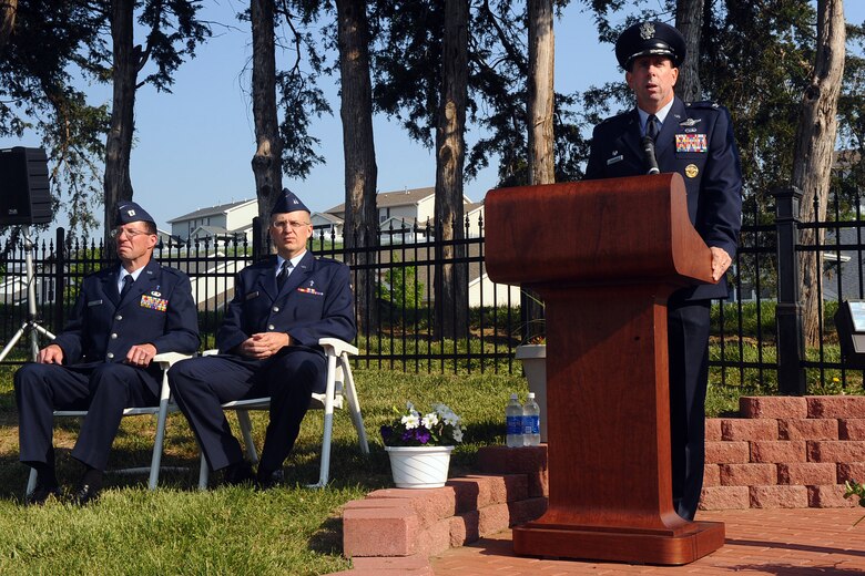 Memorial Day ceremony honors servicemembers past, present > Offutt Air
