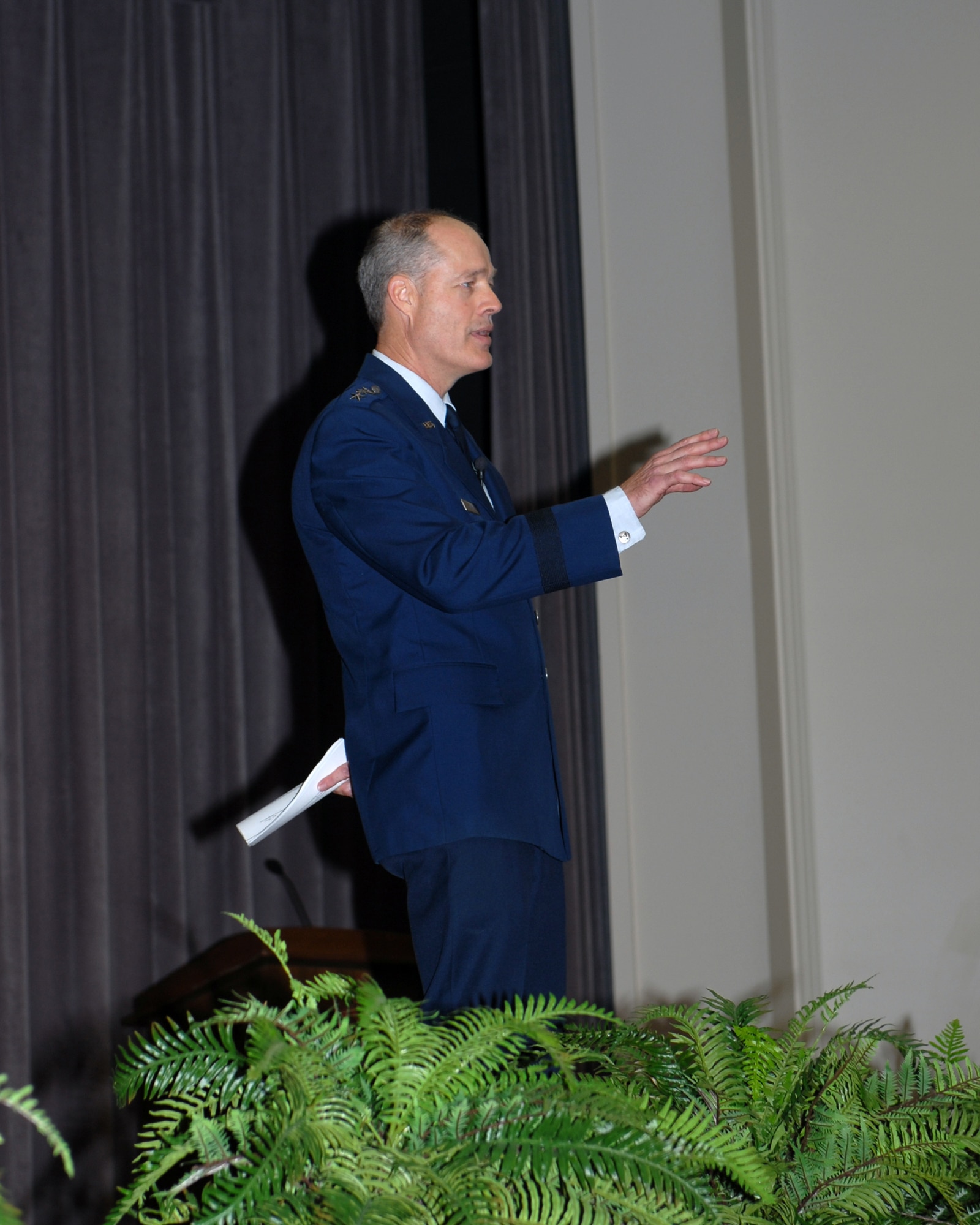 Lt. Gen. Allen Peck, Air University commander, Maxwell Air Force Base, Ala.,
speaks at the graduation of Specialized Undergraduate Pilot Training Class
09-09 May 15 at the Kaye Auditorium. (U.S. Air Force photo/Melissa Duncan).