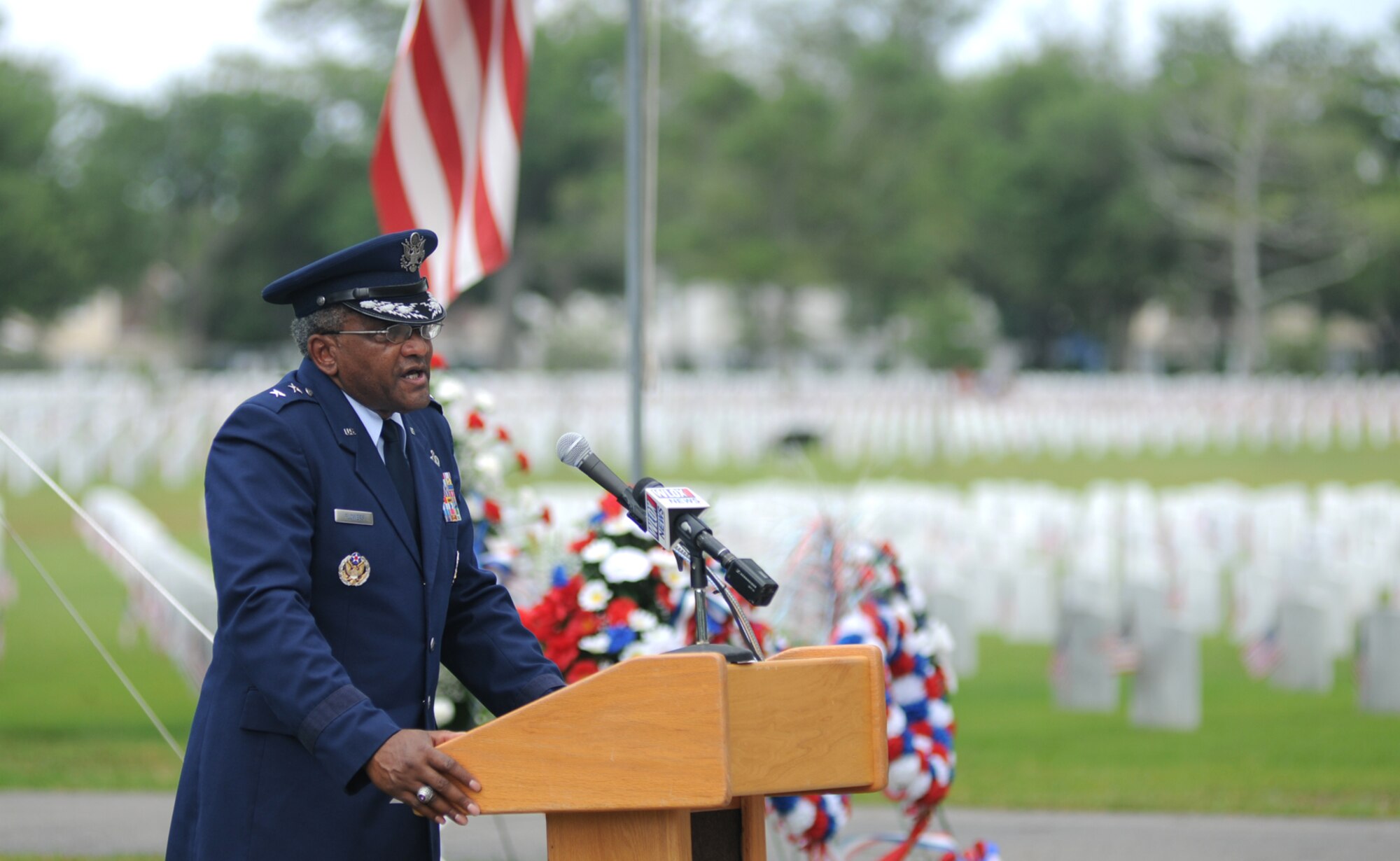 Maj. Gen. Alfred Flowers, 2nd Air Force commander, was the guest speaker at Monday’s Memorial Day observance at Biloxi National Cemetery.  More than 600 people attended the ceremony.  (U.S. Air Force photo by Kemberly Groue)