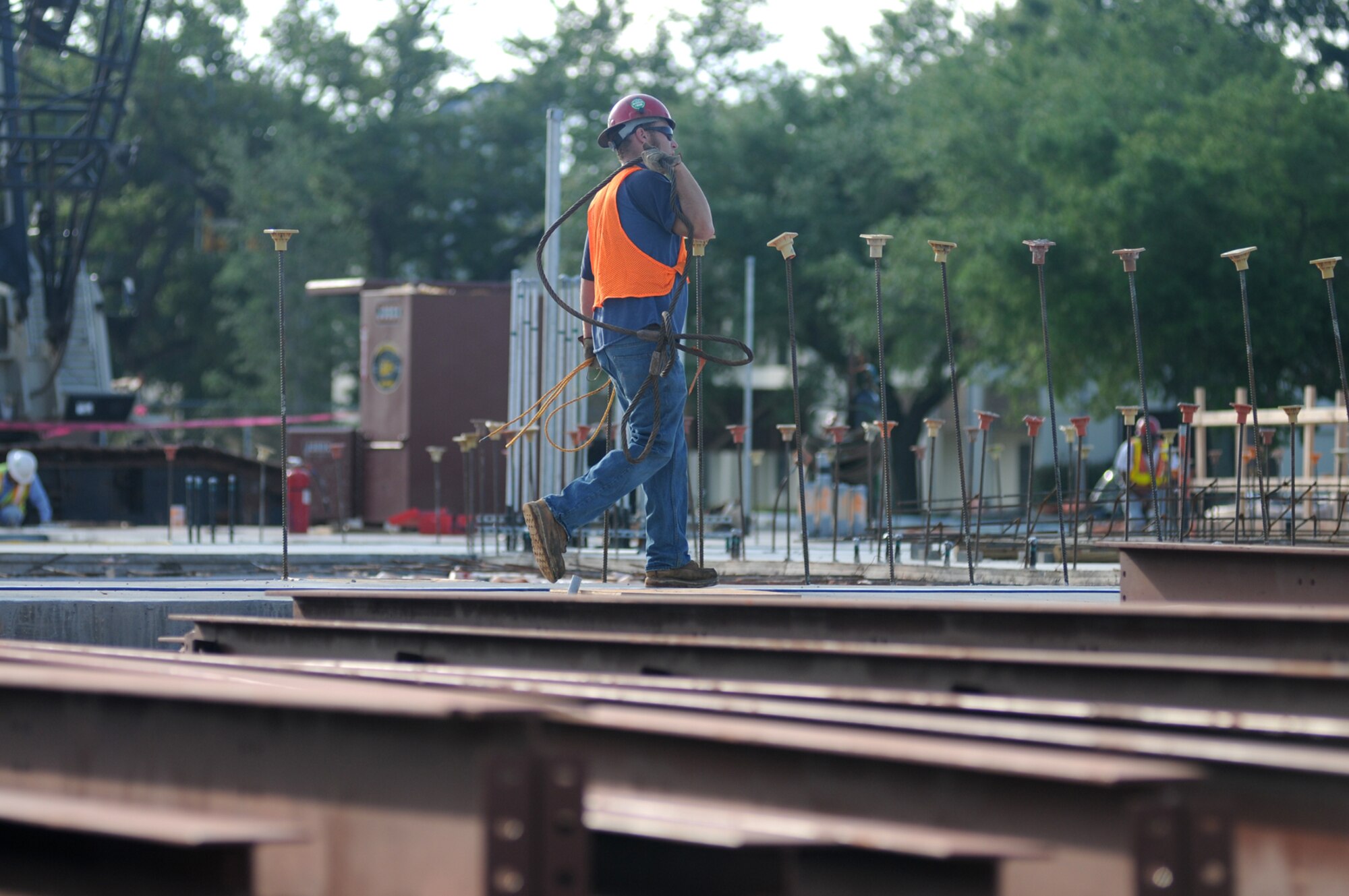Structural steel going up > Keesler Air Force Base > Article Display