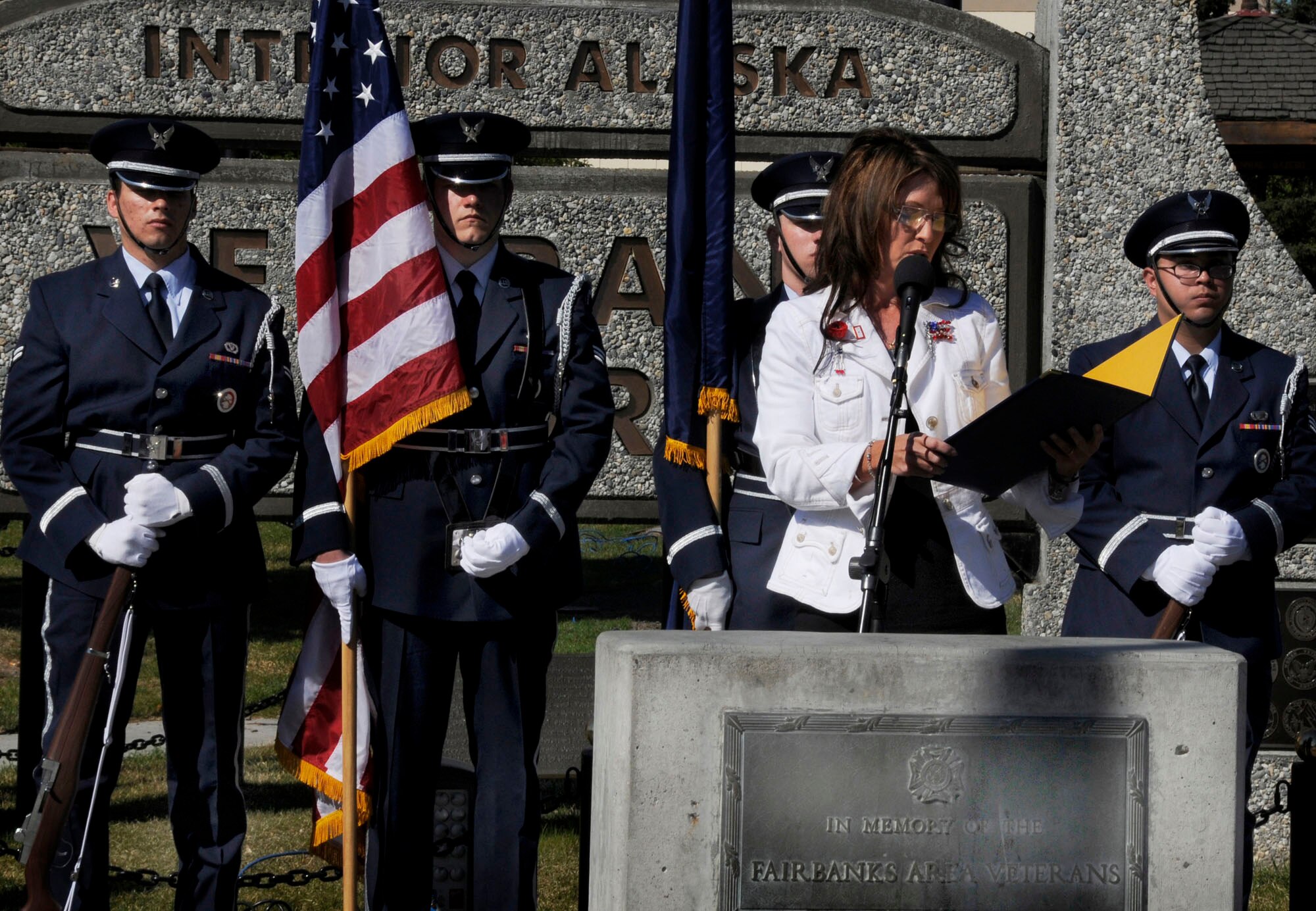 Alaska Governor Sarah Palin delivers the proclamation at Veterans Memorial Park May 25, 2009, Fairbanks, Alaska. Gov. Palin was one of the guest speakers to honor all Americans who have given their lives in service to our nation.  (U.S. Air Force photo/Airman 1st Class Laura Max)