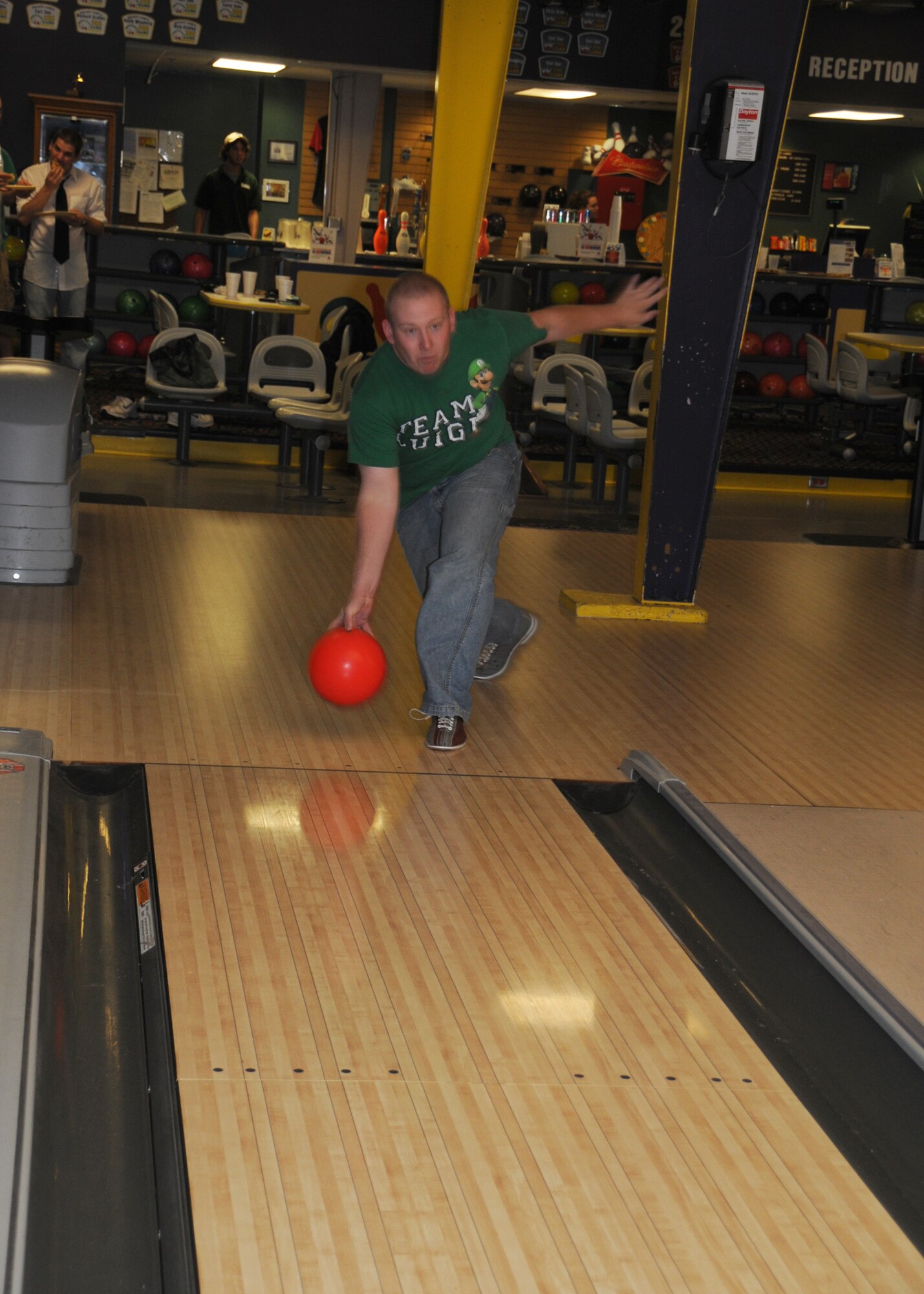 ALTUS AIR FORCE BASE, Okla.— Senior Airman John Campbell, from the 97th Civil Engineering Squadron, bowls at Galaxy Lanes Bowling Center during Single Airmen Bowling Night May 26. (U.S. Air Force photo/ Airman 1st Class Tiffany M. Deuel)
