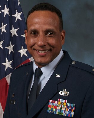 Lt Col Emile L. Hazeur, Jr.
