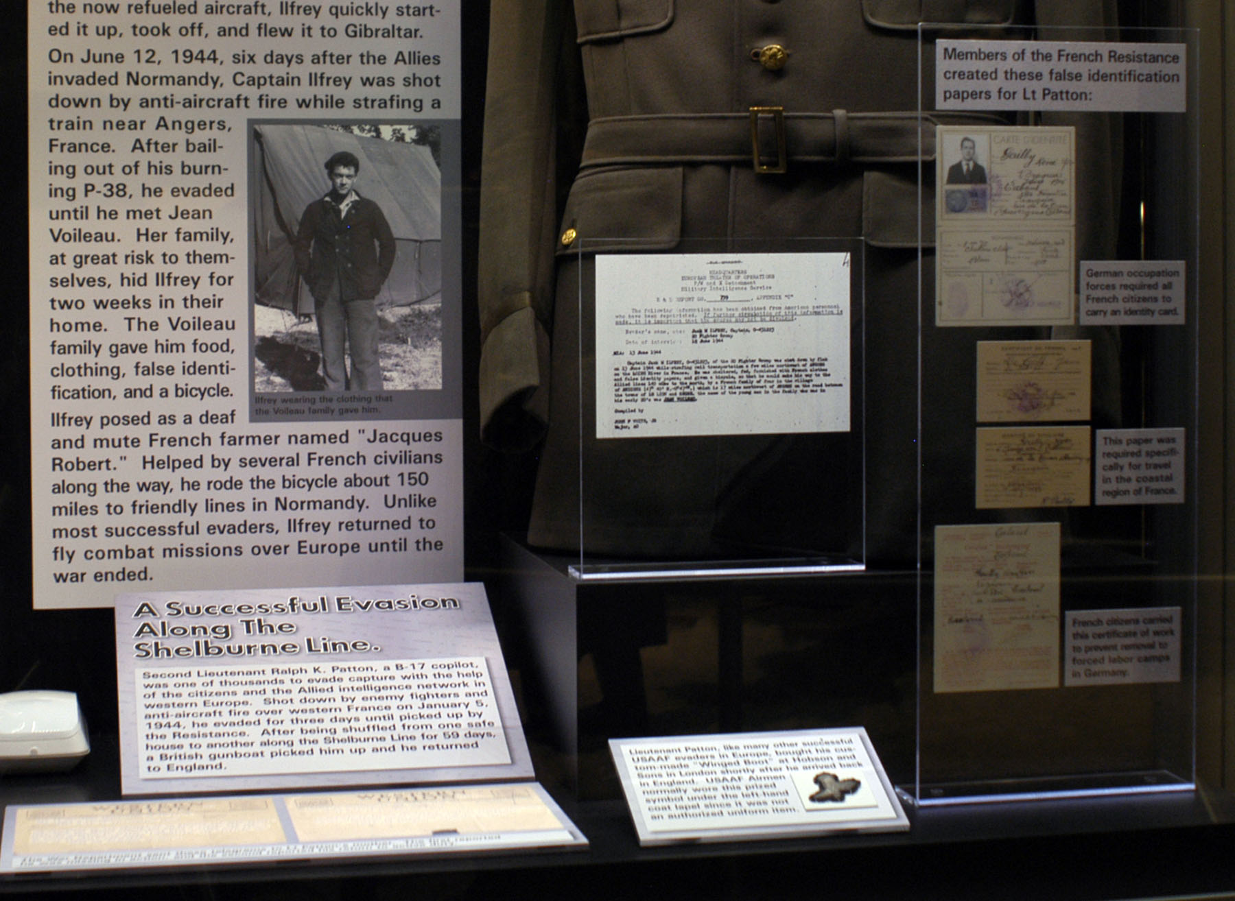 AJ 『MEMOIRES EN VRAC』（1938）古書 GBE-Brockopp-Image-for-Essay-2