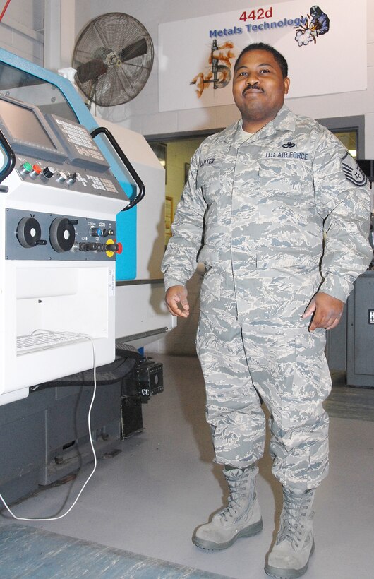 Master Sgt. Calvin Carter's self-aid and buddy care training kicked in as he stopped to assist a stranger incapacitated by physical distress in May. Sergeant Carter's quick thinking got the man to a nearby hospital's emergency room for treatment. The man later recovered. Sergeant Carter, an Air Force reservist, is a Metals Technician assigned to the 442nd Maintenance Squadron, a part of the 442nd Fighter Wing at Whiteman Air Force Base, Mo. The unit flies the A-10 Thunderbolt II aircraft. (US Air Force photo/Staff Sgt. Kent Kagarise)