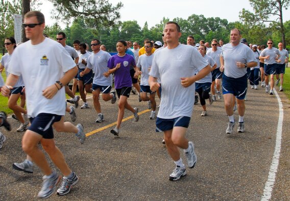 Volleyball, a run and a balloon toss were some of the events that highlighted the 42nd Air Base Wing picnic and sports day May 15 at Hopper-Lodge. Following the opening remarks from Col. Kris Beasley, 42nd ABW commander, the day began with a 5K fitness run and moved on to a health information fair, sporting and children events. After lunch, wing chiefs and first sergeants took on the commanders in a volleyball match, and the day culminated in recognizing volunteers for the event. (U.S. Air Force photo/Jamie Pitcher) 