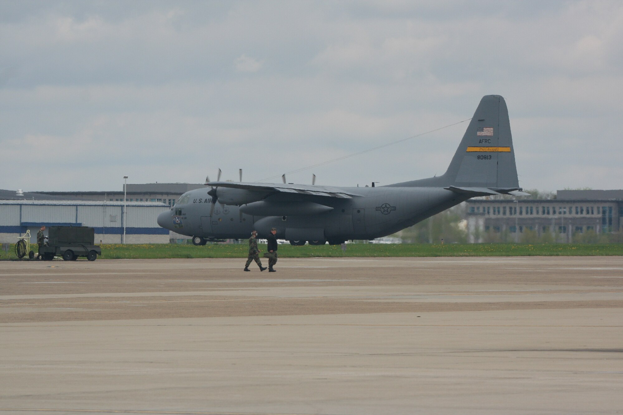 C-130 Hercules prepares for takeoff, May 2, 2009. (Photo
by Tech. Sgt. Ian D. Carrier)