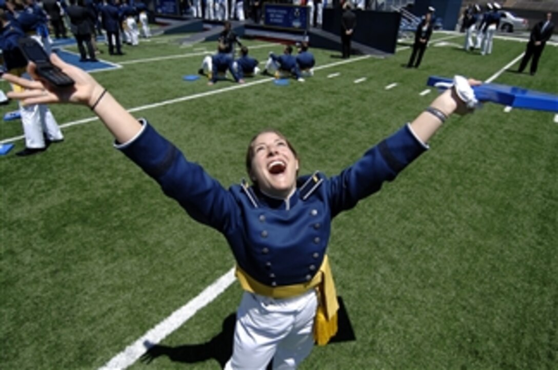 Us Air Force 2nd Lt Ashleigh Peck Celebrates Her Appointment Following Graduation 6241