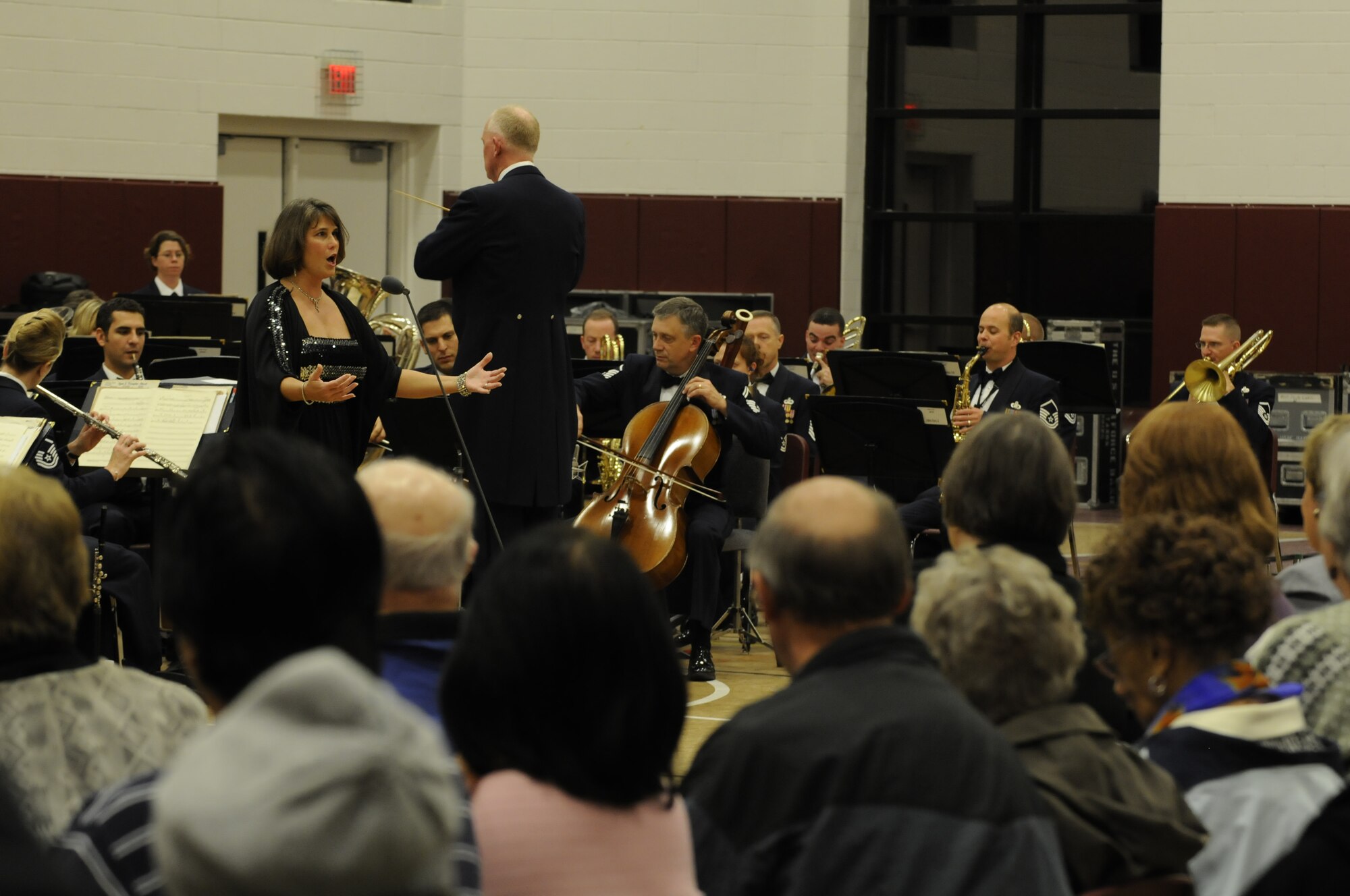 Senior Master Sgt. Robin Askew McConnell performs the Queen of the Night's famous revenge aria  "Der Hölle Rache" from Mozart's "Die Zauberflöte" ("The Magic Flute".)  Sgt. McConnell, who hails from Chapel Hill, N.C., also wowed audiences with her rousing rendition of "The Carnival of Venice".  The audiences on the fall 2009 tour through Virginia, the Carolinas, and Georgia were very enthusiastic and highly receptive to the Concert Band and Singing Sergeants.  Their support, as well as the marvelous work of each local sponsor, was paramount to the resounding success of the tour. (Photo by SrA Tim Chacon)