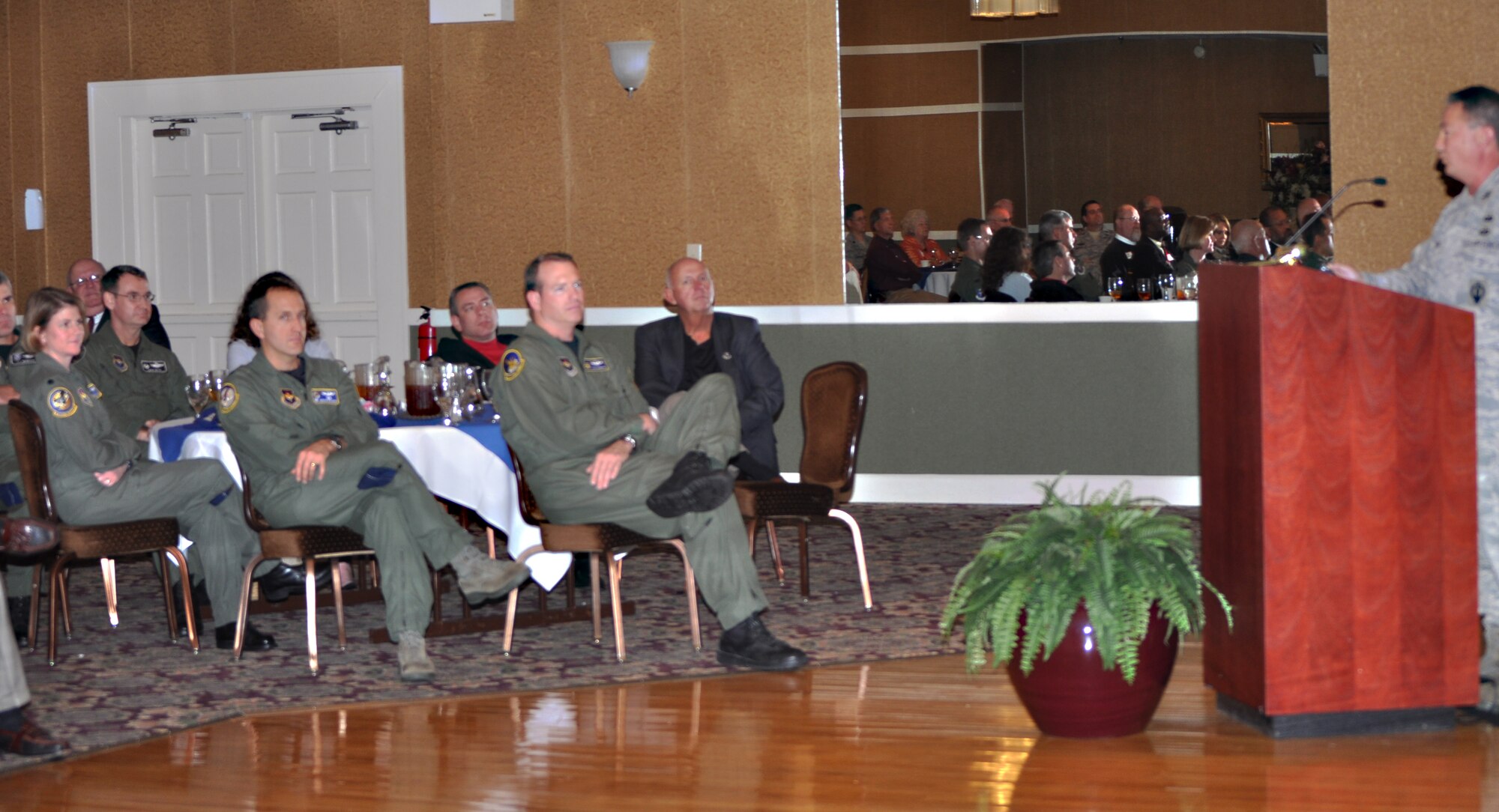 Col. Ken Bryson, 14th Mission Support Group commander, presents the 14th
Flying Training Wing's end of year budget report to the Columbus AFB Base
Community Council October 27 at the Columbus Club. (U.S. Air Force
photo/Sonic Johnson)
