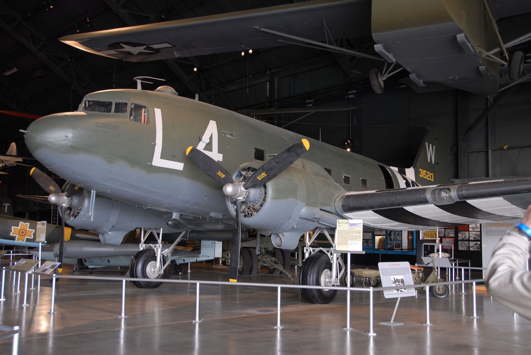 Douglas C-47D