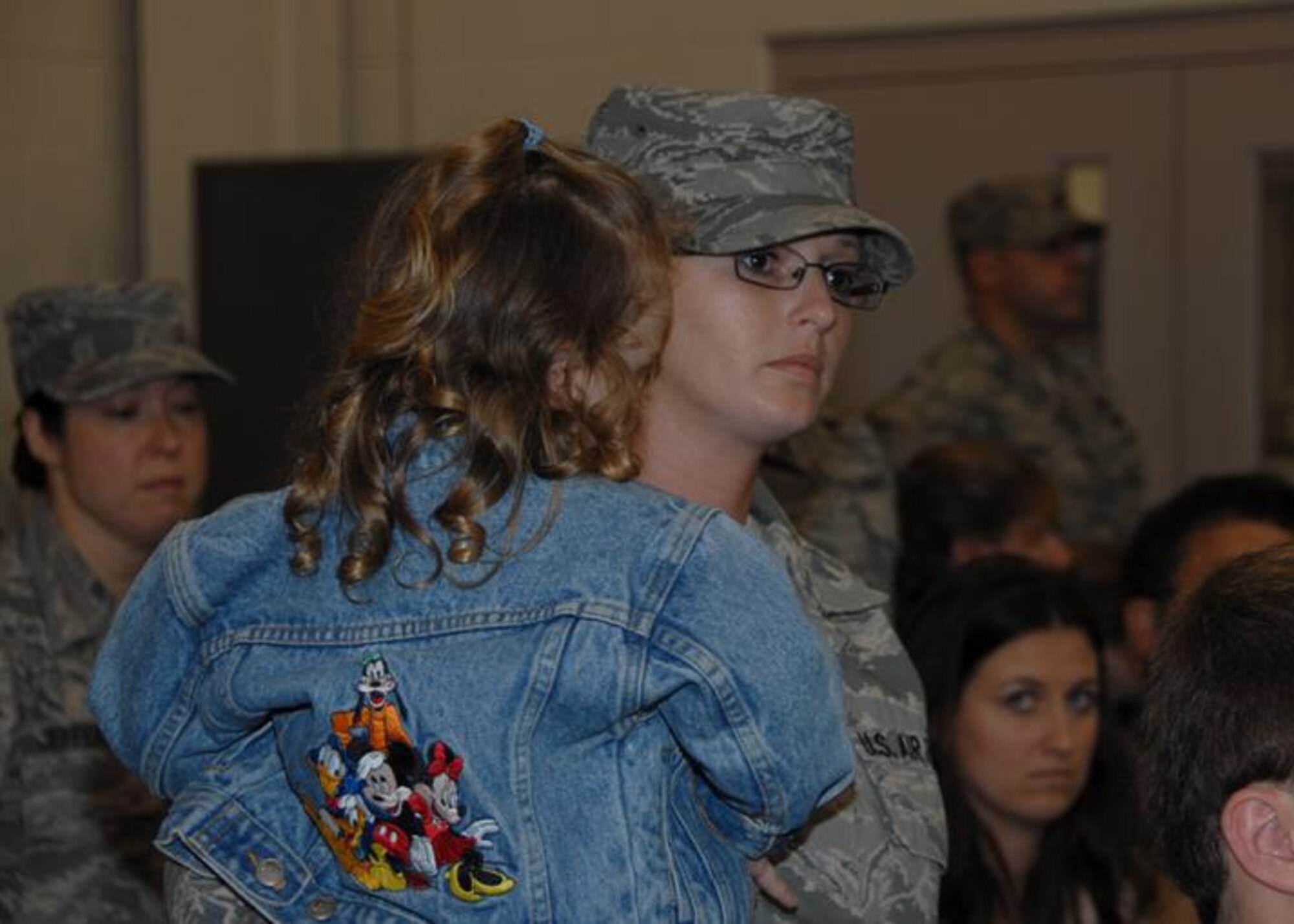 Tech. Sgt Erin Barr is welcomed home from her deployment to Kyrgyszstan 