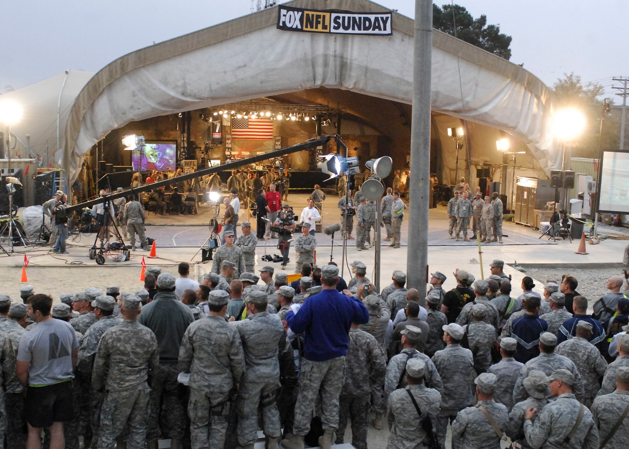BAGRAM AIR FIELD, Afghanistan -- Bagram welcomed Jay Glazer, Howie Long, Terry Bradshaw, Michael Strahan, Jimmy Johnson, and Curt Menefee.  The members of the "Fox NFL Sunday" team came to visit with the Airmen, Soldiers, Sailors and Marines to boost morale.  The "Fox NFL Sunday" team is scheduled to broadcast live Nov. 8, 2009 from here.  (U.S. Air Force photo/Senior Airman Felicia Juenke)