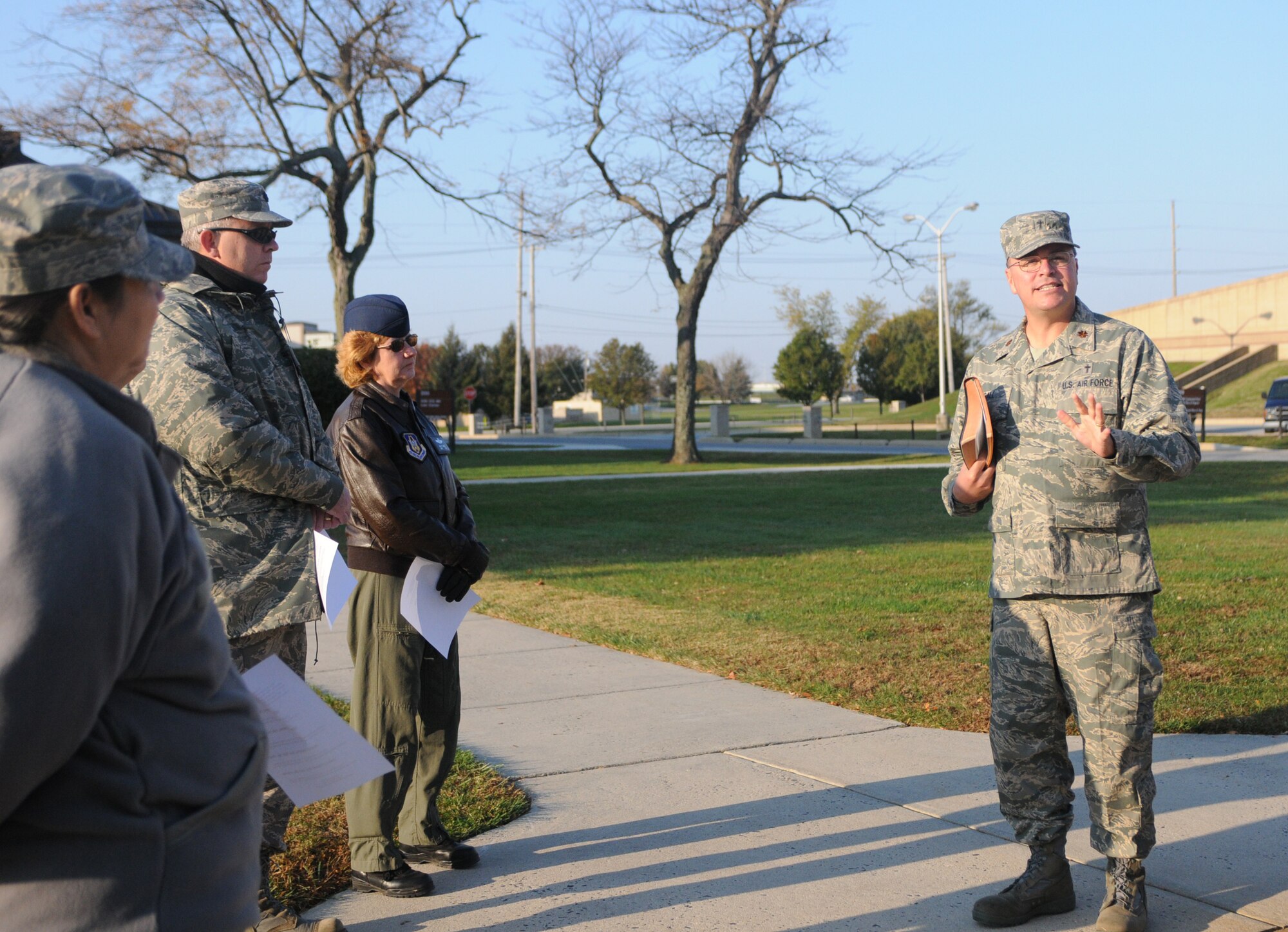 512th Airlift Wing Chaplain (Maj.) Barry Ball, gives a sermon during a chapel service in honor of Veteran's Day during the November 2009 UTA. (U.S. Air Force photo/Staff Sgt. Steve Lewis) 