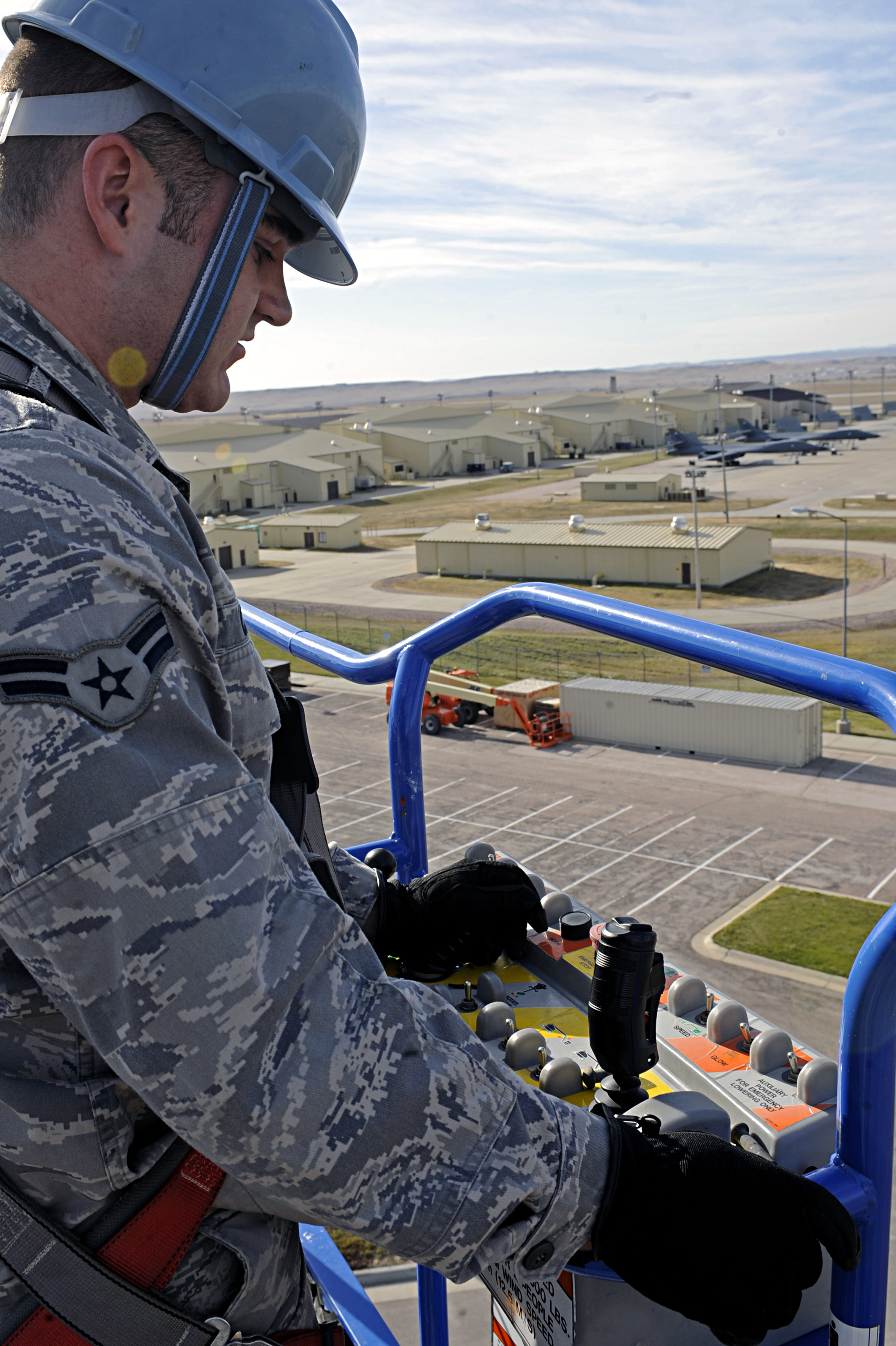 Radio technicians repair speaker > Ellsworth Air Force Base > Article Display