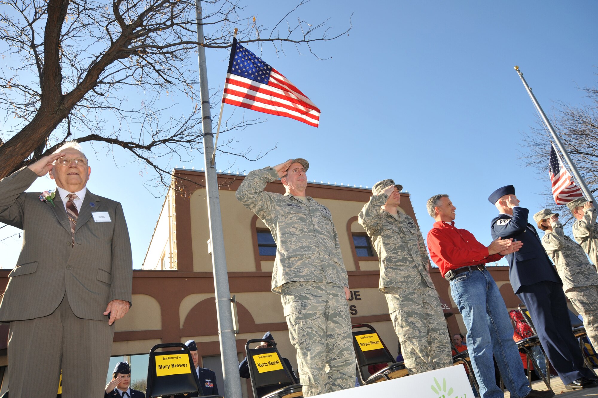 OFFUTT AIR FORCE BASE, Neb. - (Left to right) Retired Chief Master Sgt. Ted Brewer, parade Grand Marshal representing the U.S. Air Force Charter Chiefs; 55th Wing Commander Brig. Gen. John N.T. Shanahan; 55th Wing Vice Commander Col. John T. Rauch and other dignitaries render a salute during the Annual Official Nebraska Veterans Parade Nov. 7 in Olde Towne Bellevue, Neb. The parade, in its 10th year, honors all military veterans and their family members for their service and sacrifices to our nation.
U. S. Air Force photo by D.P. Heard