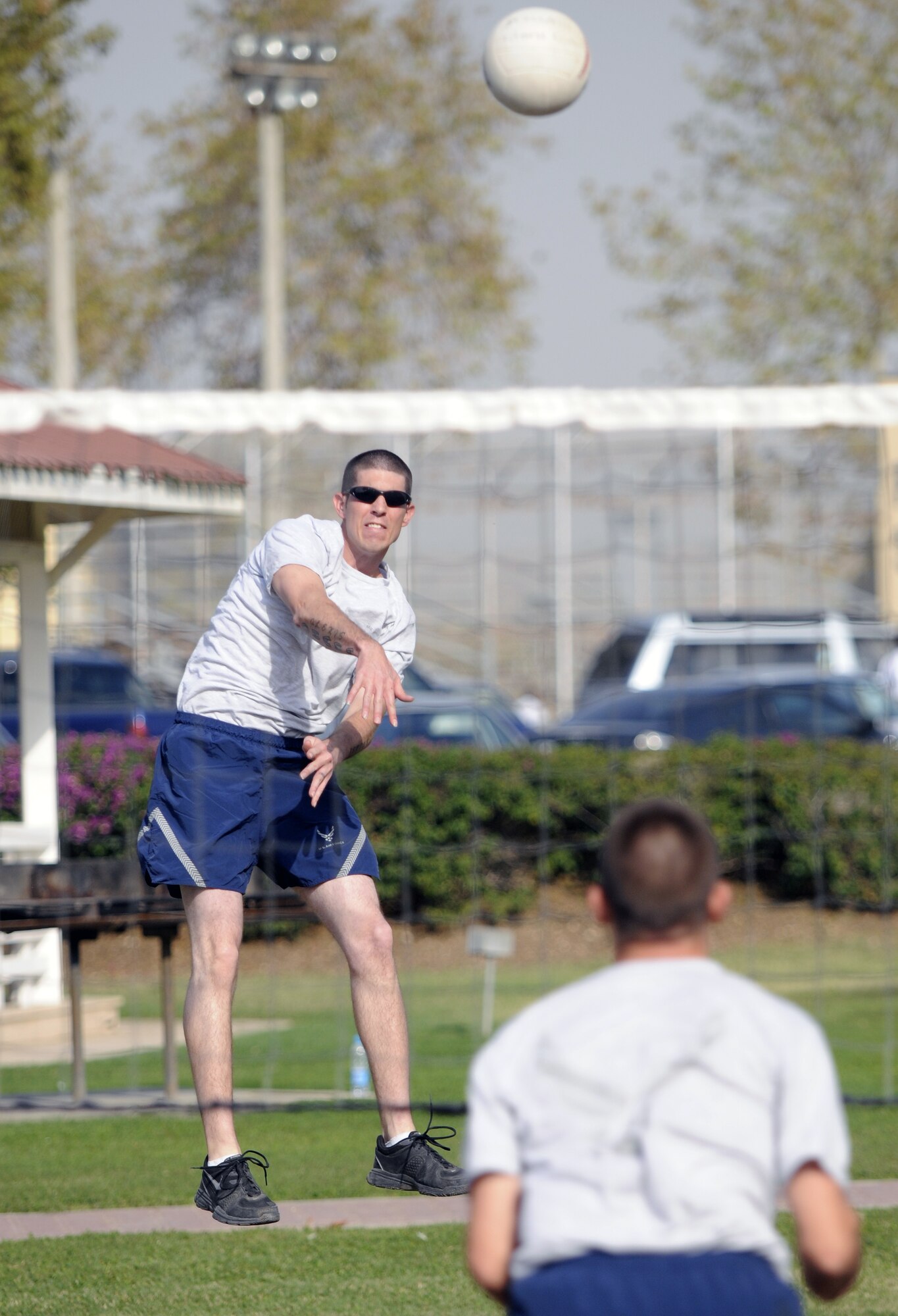 Staff Sgt. Robert Wilson, 39th Logistics Readiness Squadron, serves the ball Monday, Nov. 9, 2009 during the 39th Air Base Wing Sports Day volleyball tournament at Incirlik’s Arkadas Park.  Units from across the wing participated in the team-building sports day.  The 39th Communications Squadron won the volleyball portion of the overall event.  However, the 39th Security Forces Squadron gained the most points throughout the day, earning them the Sports Day trophy which will be passed to different winners each year. (U.S. Air Force photo/Staff Sgt. Raymond Hoy)