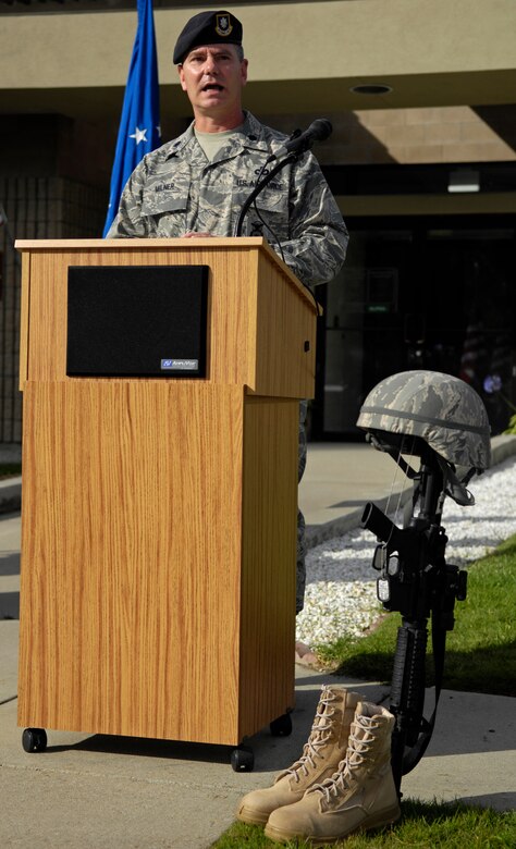 VANDENBERG AIR FORCE BASE, Calif. --  Lt. Col. Joseph Milner, the 30th Security Forces Squadron commander, gives a speech during the 30th Security Forces Squadron's memorial ceremony here Tuesday, Nov. 10, 2009. The ceremony was in memory of two Airmen, 1st Lt. Joseph D. Helton and Airman 1st Class Jason D. Nathan, who made the ultimate sacrifice during their duties while deployed in support of Operation Iraqi Freedom.  (U.S. Air Force photo/Airman 1st Class Andrew Lee) 
 
 
 