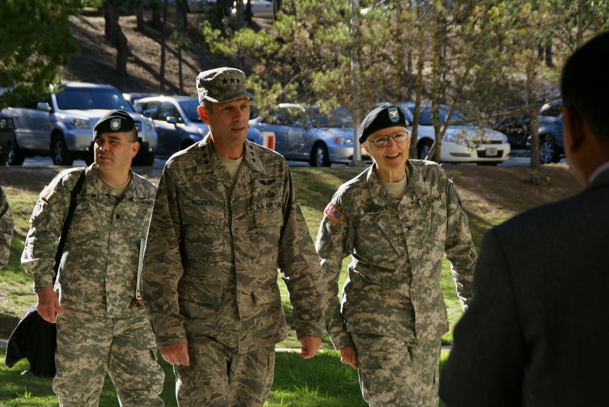 Lt. Gen. Koziol, Deputy Undersecretary of Defense (Intelligence) for Joint and Coalition Warfighter Support and Commander of the Intelligence, Surveillance, and Reconnaissance Task Force, visits the Defense Language Institute Multi-Language School, Nov. 6.  with Lt. Gen. Koziol are his executive assistant, Lt. Col. Eloy Cuevas and Col. Sue Ann Sandusky, the DLI Commandant.  (U.S. Army photo/Natela Cutter)