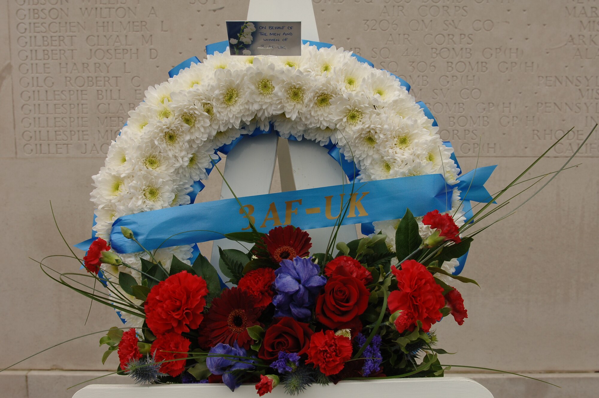 CAMBRIDGE, United Kingdom - The 501st Combat Support Wing participated in a Veteran's Day ceremony with the local community Nov. 11 at Cambridge American Cemetery. More than 200 people attended the event. (U.S. Air Force photo by Tech. Sgt. John Barton)