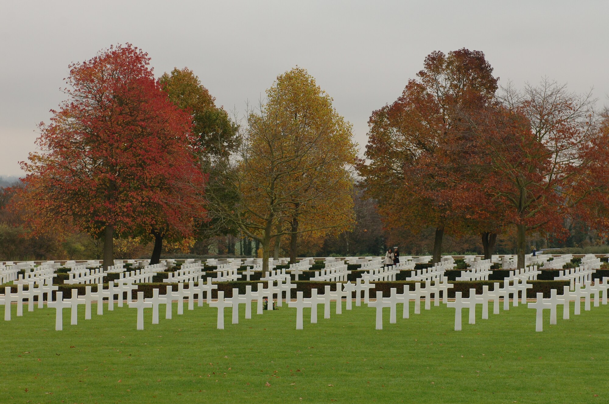 CAMBRIDGE, United Kingdom - The 501st Combat Support Wing participated in a Veteran's Day ceremony with the local community Nov. 11 at Cambridge American Cemetery. More than 200 people attended the event. (U.S. Air Force photo by Tech. Sgt. John Barton)