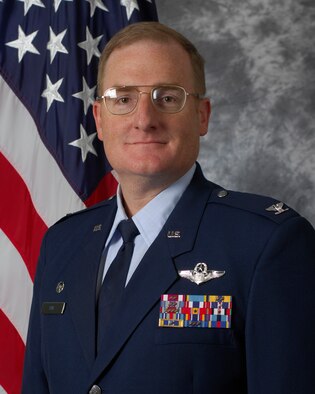 5th Bomb Wing commander