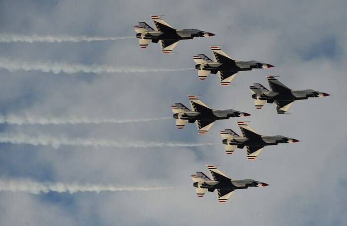 NELLIS AIR FORCE BASE, Nev.-- The United States Air Force Air Demonstration Squadron Thunderbirds perform the Delta Pass and Review over Nellis during the 2009 Aviation Nation Nellis Open House Nov. 13. The Nellis Open House is an opportunity for the Las Vegas community to view aerial demonstrations and static displays of various aircraft from the military. The open house also acts as the final air show of the year for the Thunderbirds. (U.S. Air Force photo by Master Sgt. Kevin J. Gruenwald)
