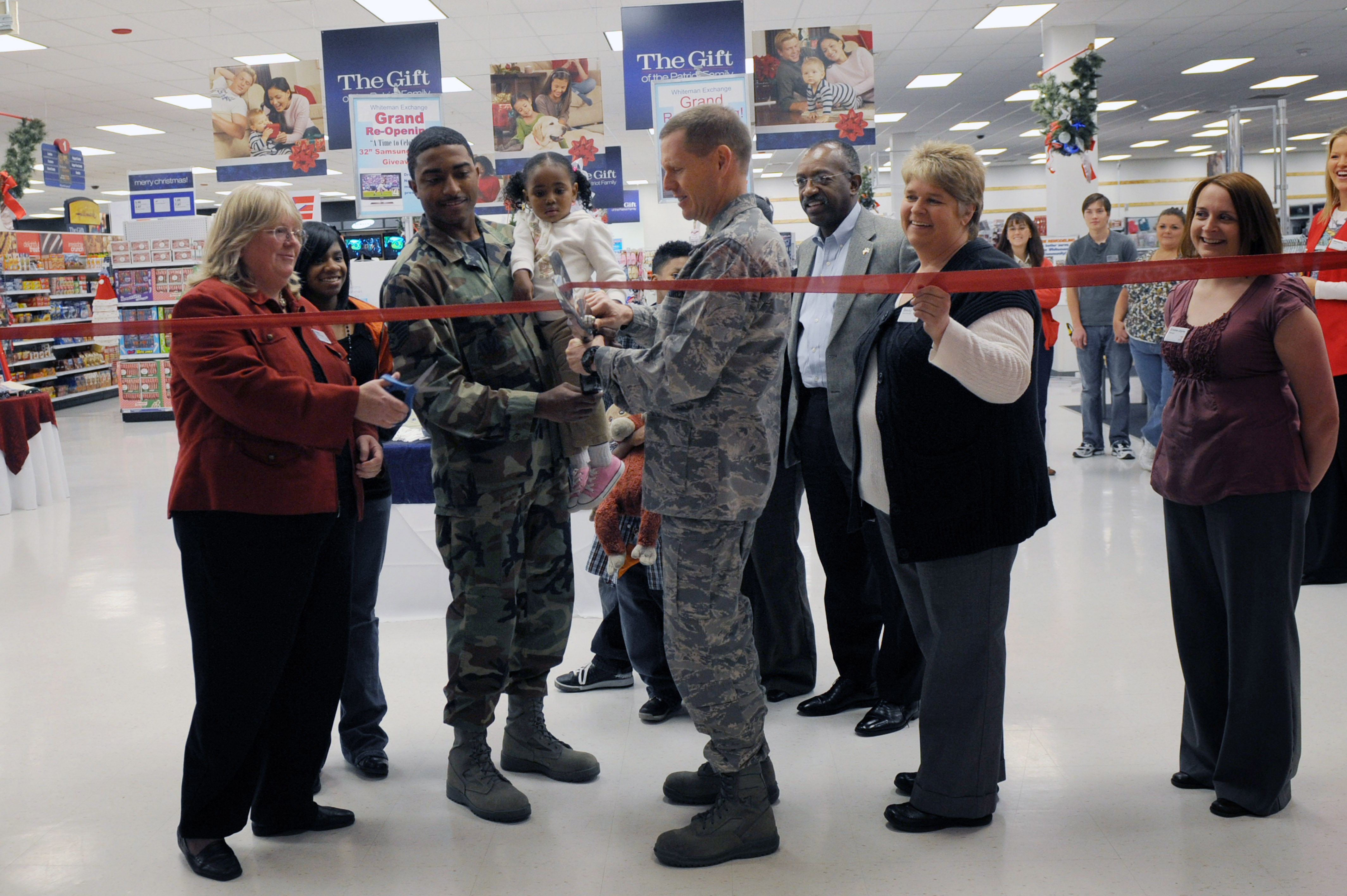 Whiteman Base Exchange celebrates grand reopening