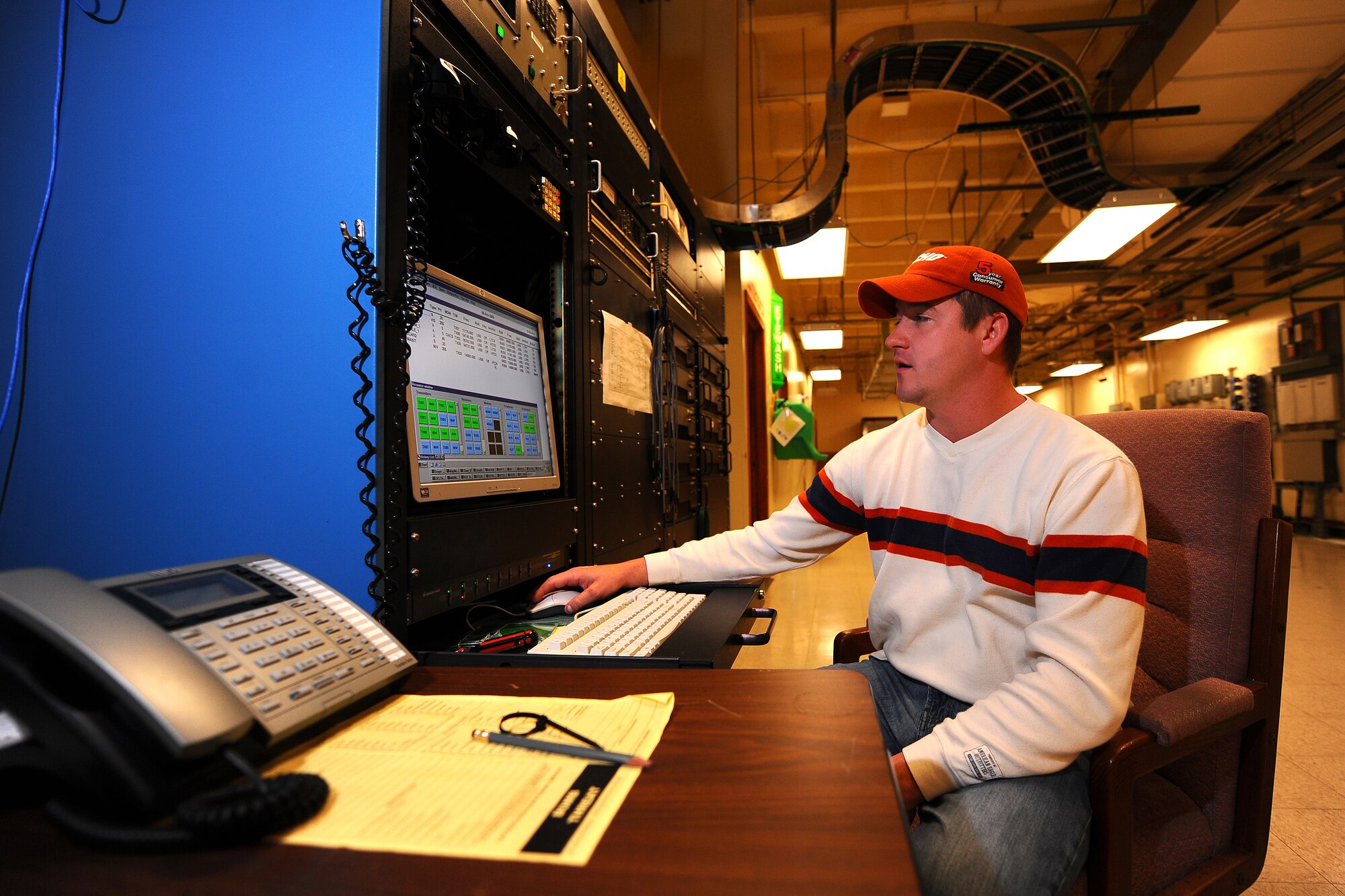 OFFUTT AIR FORCE BASE, Neb. - Brady Bach, a telecommunications specialist with the 55th Strategic Communications Squadron, monitors the antennas at the Elkhorn and Scribner Communicaton sites Nov. 5 from a detached facility located near Elkhorn, Neb. The communication sites support a wide variety of missions from executive levels of government to the National Aeronautics and Space Administration.
U.S. Air Force photo by Josh Plueger
