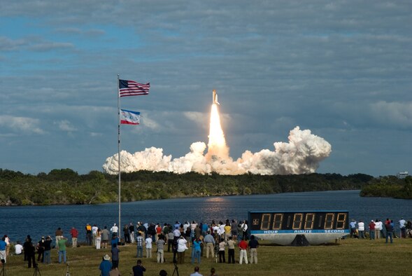KENNEDY SPACE CENTER, Fla. - Shuttle Atlantis takes off on Nov. 16. The 920th Reserve Rescue Wing has been a part of over 400  launches.  (NASA photo)