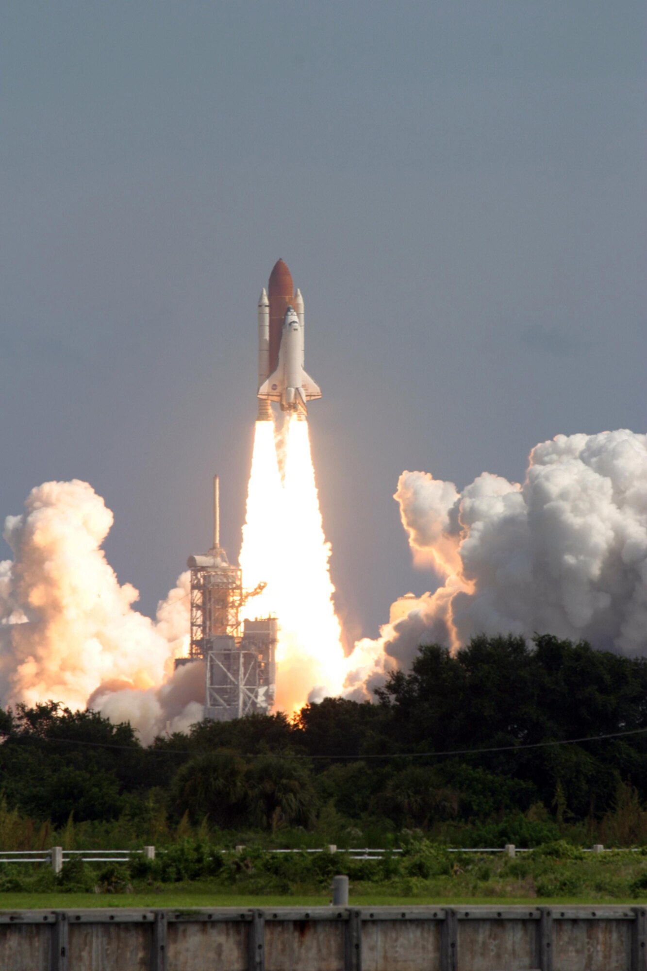 KENNEDY SPACE CENTER, Fla. - Shuttle Atlantis has a perfect take off. The 920th Reserve Rescue Wing provides emergency support during take off and landing of the shuttle.  (NASA photo)